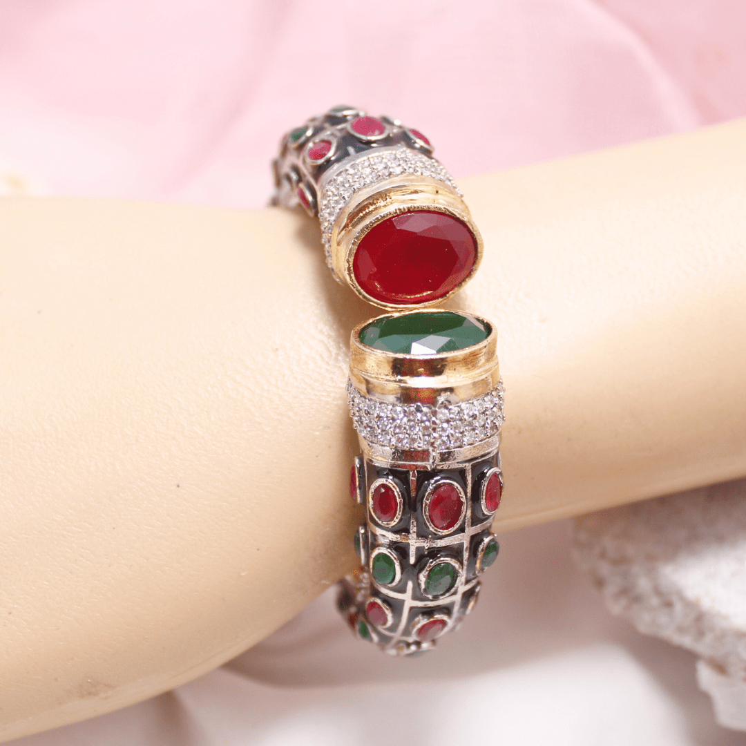 Rajwadi Stone & Meenakari Kada – Gold Plated Green & Red Openable Bangle