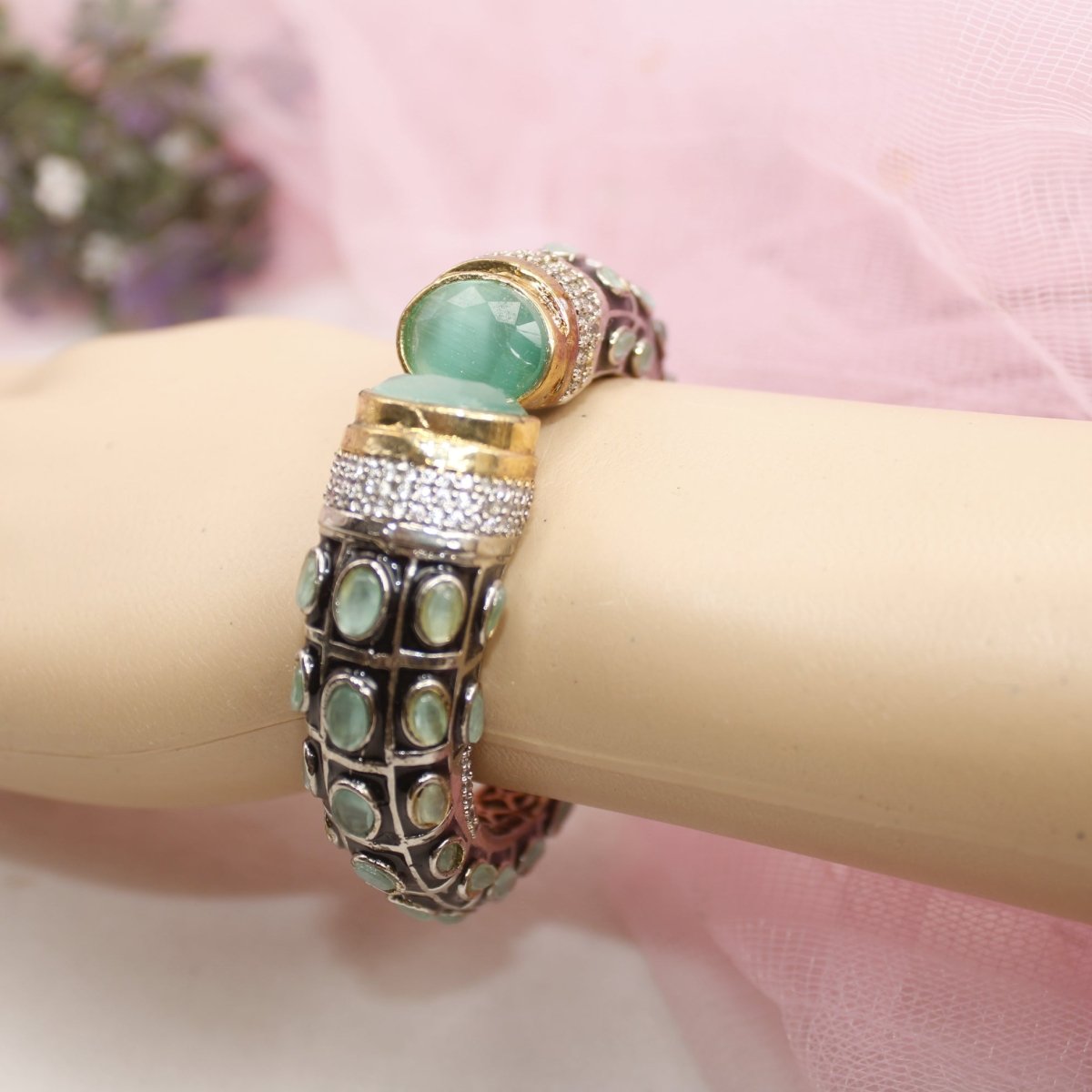 RAJWADI STONE & MEENAKARI KADA GOLD PLATED - MINT