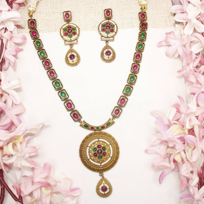 RAJWADI THAPA NECKLACE-RED & GREEN