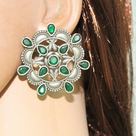 RANGOLI FLOWER STUD - GREEN