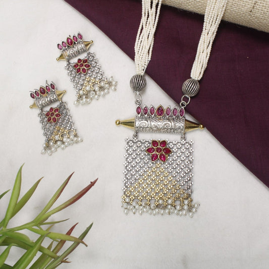 Rangtaari Tribal Pendant Set – Magenta Pink Kundan & Pearl Finish