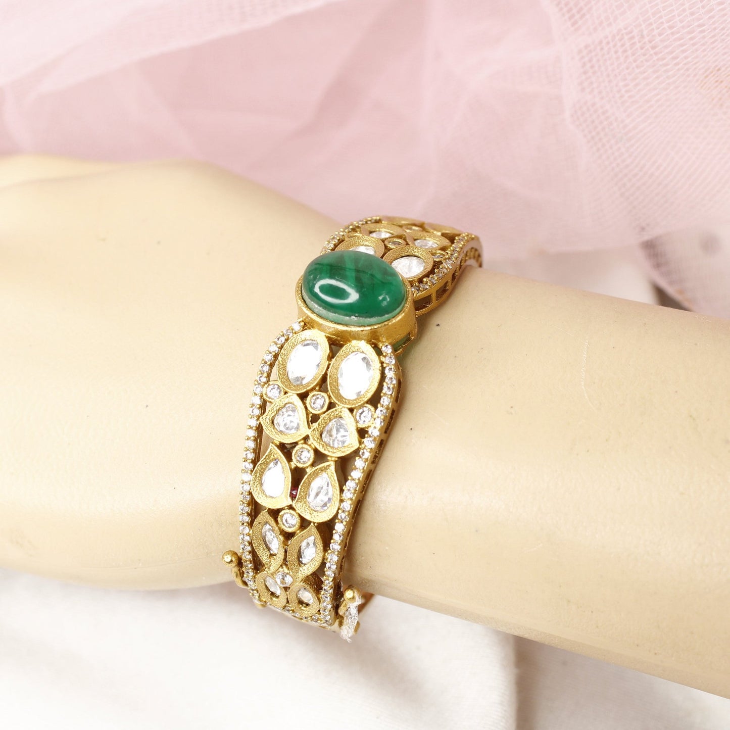 Royal Antique Polki Kada with Emerald Green Stone