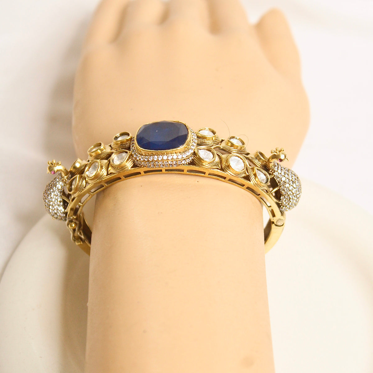 Royal Blue Polki Elephant Motif Kada – product view 5