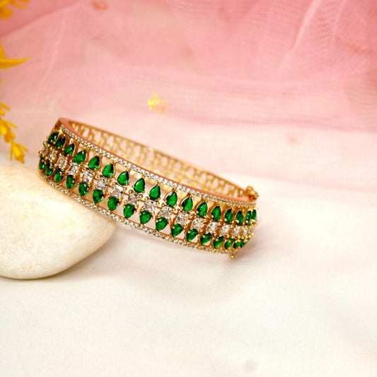 Royal Stone Teardrop Kada-GREEN