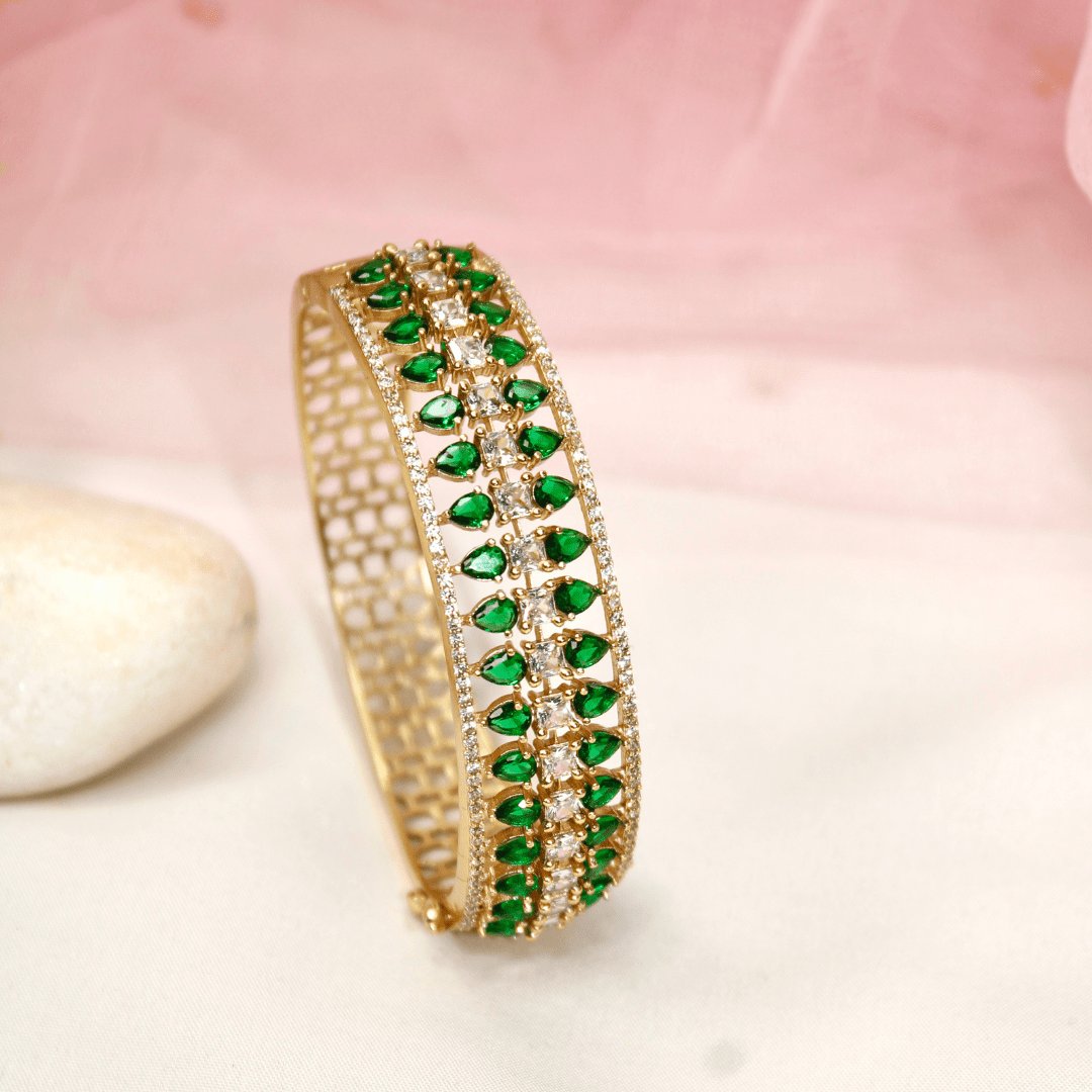 Royal Stone Teardrop Kada-GREEN