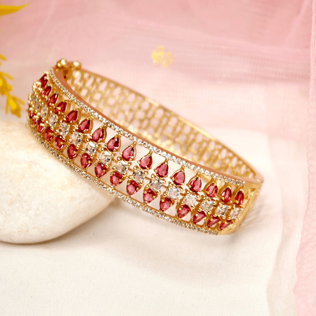 Royal Stone Teardrop Kada-RED