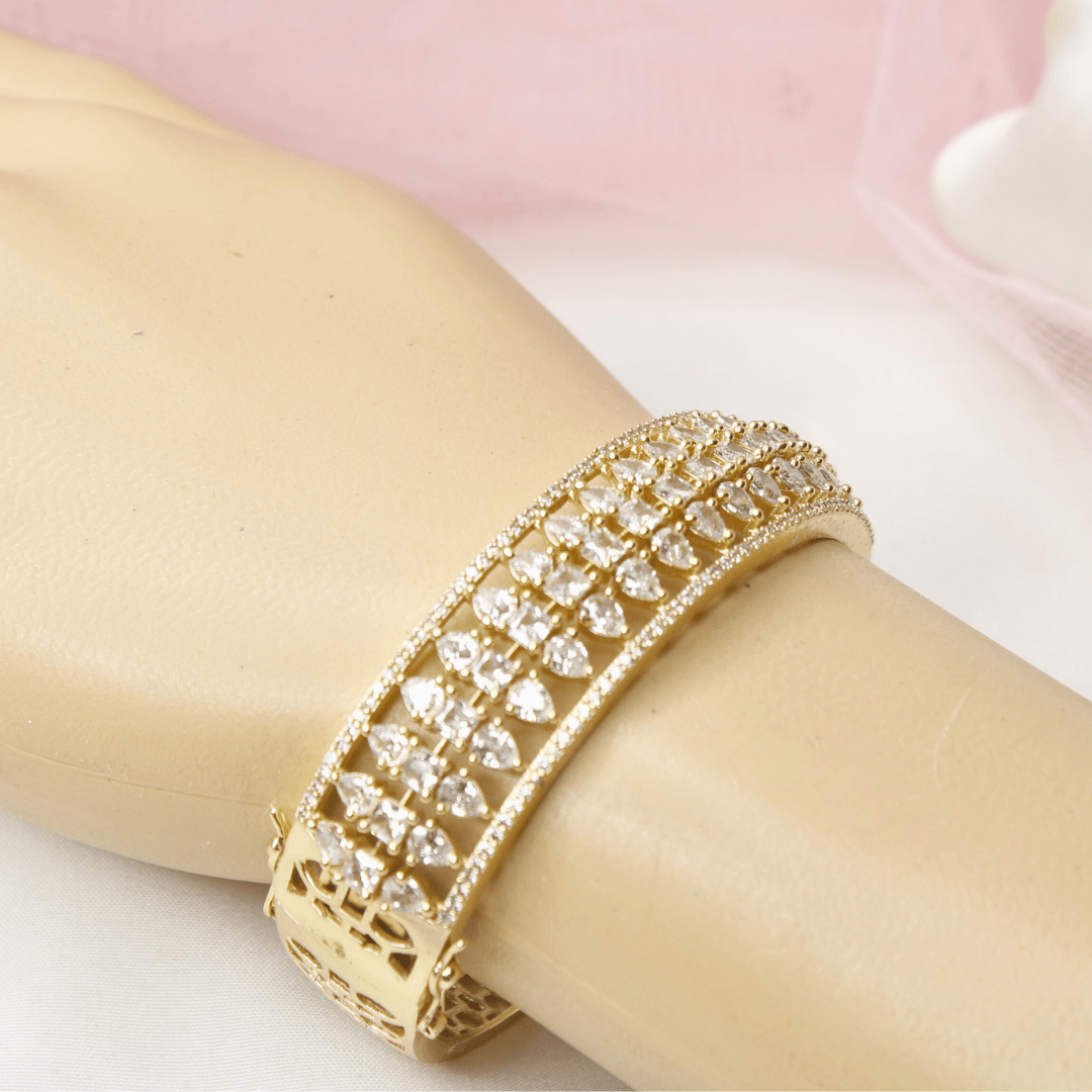 Royal Stone Teardrop Kada - WHITE