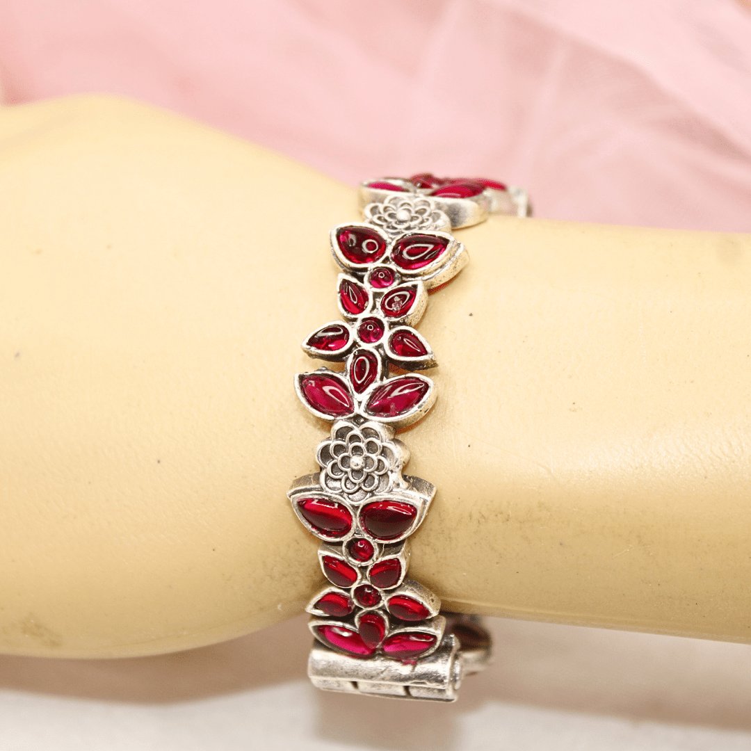 Ruby Red Floral Vine Kada – Tribal Silver Fini