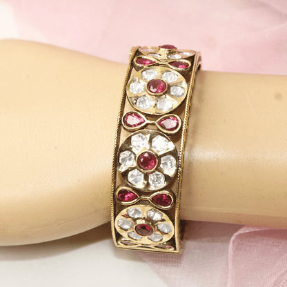 Sabyasachi-Inspired Red & Polki Kada (Set of 2) – Navraee Antique Gold Bangl