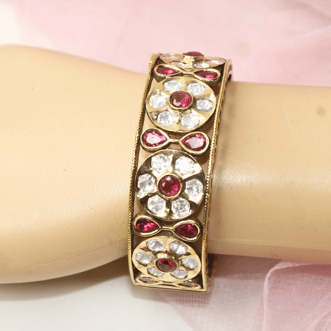 Sabyasachi - Inspired Red & Polki Kada (Set of 2) – Navraee Antique Gold Bangl