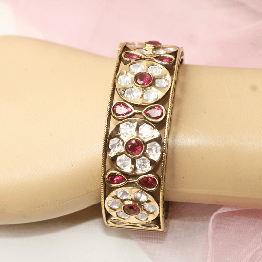 Sabyasachi - Inspired Red & Polki Kada (Set of 2) – Navraee Antique Gold Bangl