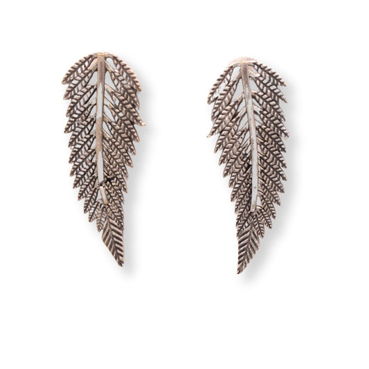 SHARP LEAF SLEEK STUD - SILVER