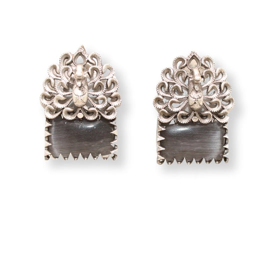 SILVER LOOK ALIKE DANCING PEACOCK STONE STUD - GREY