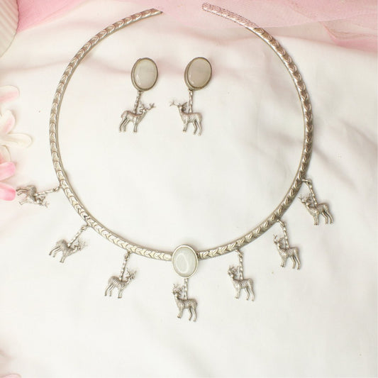 SILVER LOOK ALIKE DEER HASLI-GREY