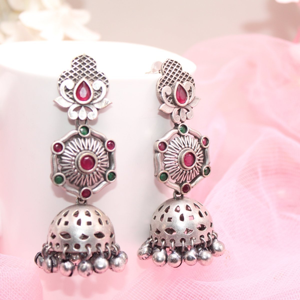 SILVER LOOK ALIKE LONG JHUMKA WITH GHUNGROO-RED&GREEN