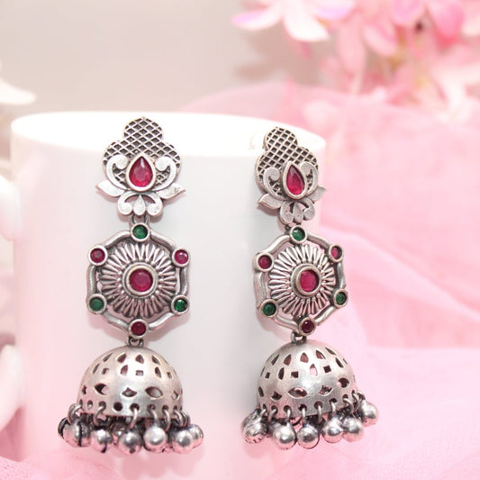 SILVER LOOK ALIKE LONG JHUMKA WITH GHUNGROO - RED&GREEN