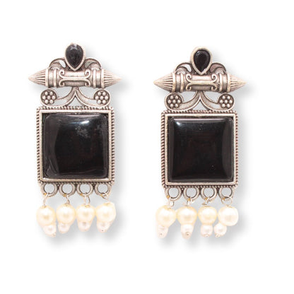 SNEHA SQUARE STONE EARRING-BLACK