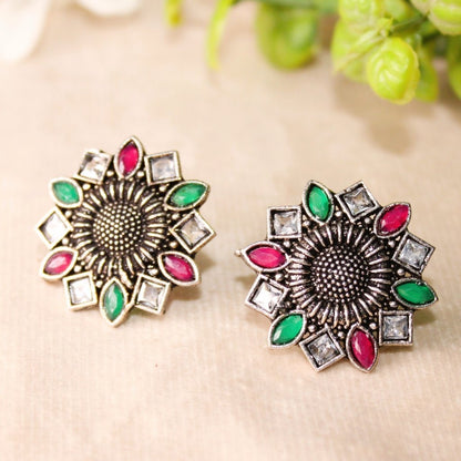 Star studs maroon and green