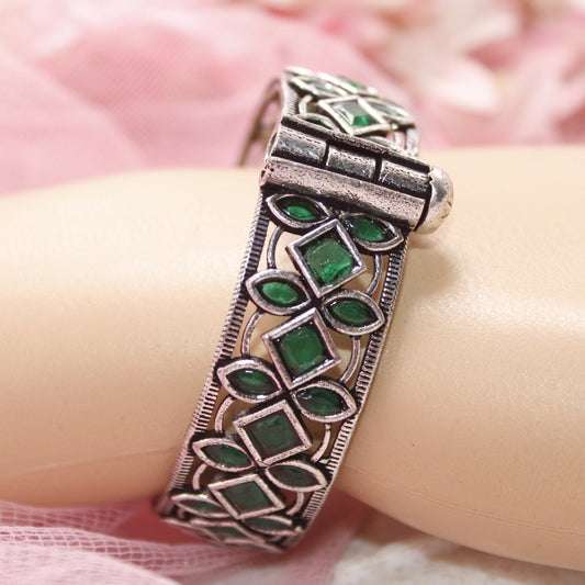 STONE CUTWORK KADA - GREEN