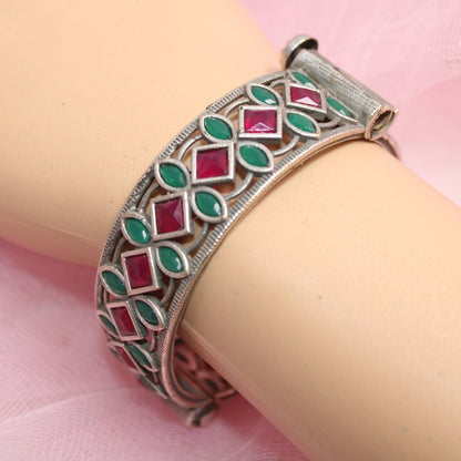 STONE CUTWORK KADA-MAROON & GREEN