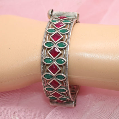 STONE CUTWORK KADA-MAROON & GREEN