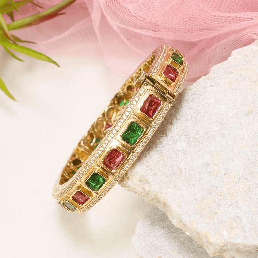 SUHANA MOISSANITE KADA - RED & GREEN