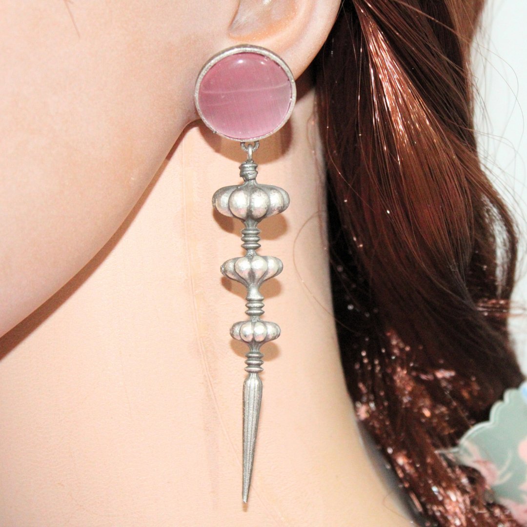 SUI DHAGA LOOK MONALISA STONE EARRING-PINK