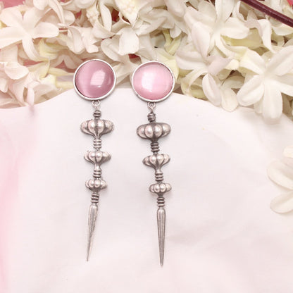SUI DHAGA LOOK MONALISA STONE EARRING-PINK