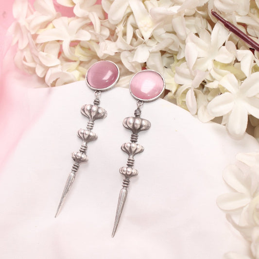 SUI DHAGA LOOK MONALISA STONE EARRING - PINK