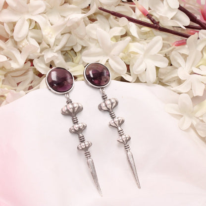 SUI DHAGA LOOK MONALISA STONE EARRING-PURPLE