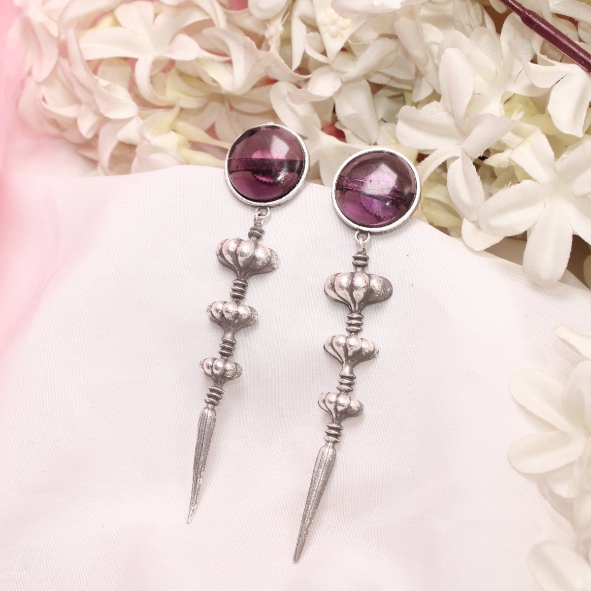 SUI DHAGA LOOK MONALISA STONE EARRING - PURPLE
