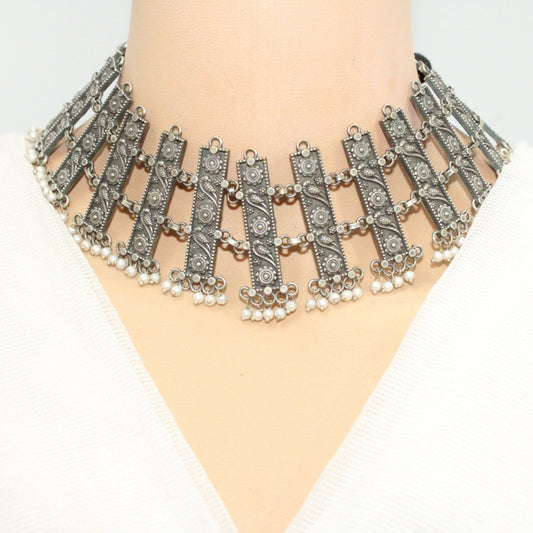 VINTAGE ELEGANCE CHOKER NECKLACE