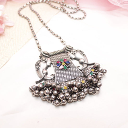 VINTAGE LOOK SILVER REPLICA EKDANTAYA PENDANT - MULTICOLOUR