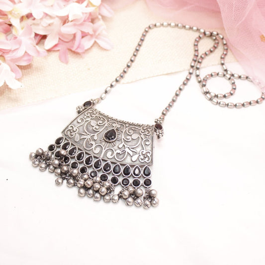VINTAGE LOOK SILVER REPLICA RAJPUTANA PENDANT - BLACK
