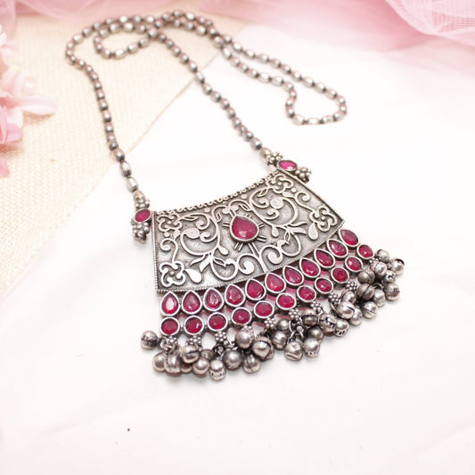VINTAGE LOOK SILVER REPLICA RAJPUTANA PENDANT - MAROON
