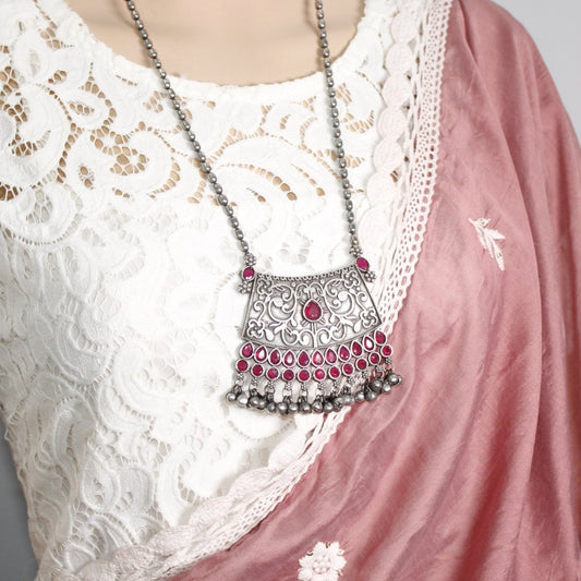 VINTAGE LOOK SILVER REPLICA RAJPUTANA PENDANT - MAROON