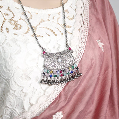 VINTAGE LOOK SILVER REPLICA RAJPUTANA PENDANT - MULTICOLOUR