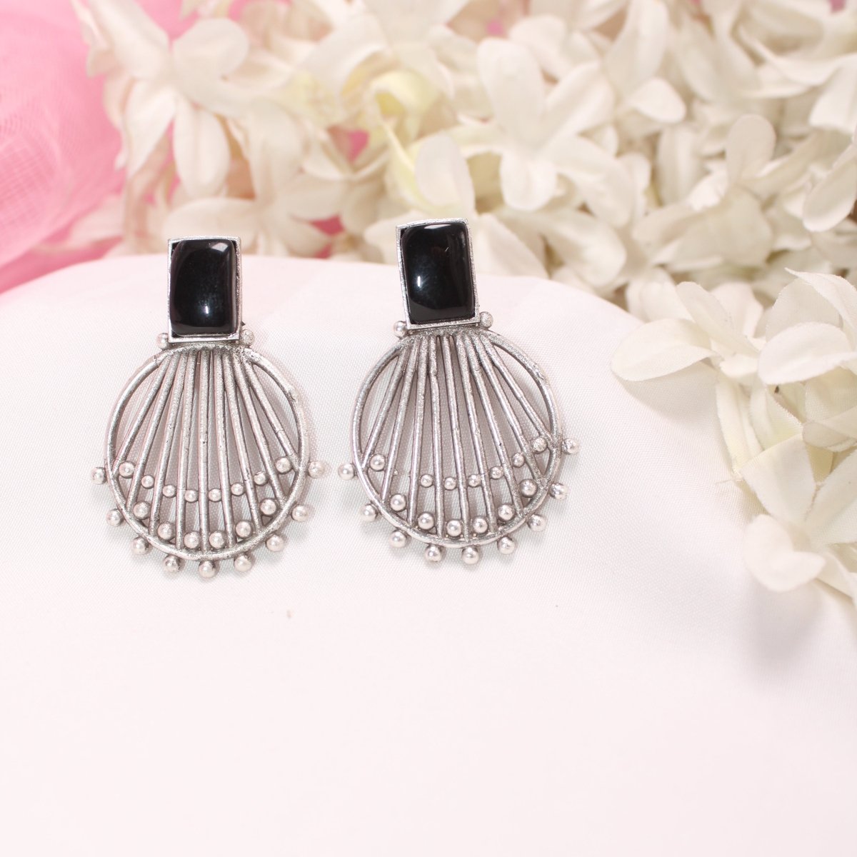 ZIVA MONALISA STONE EARRING - BLACK