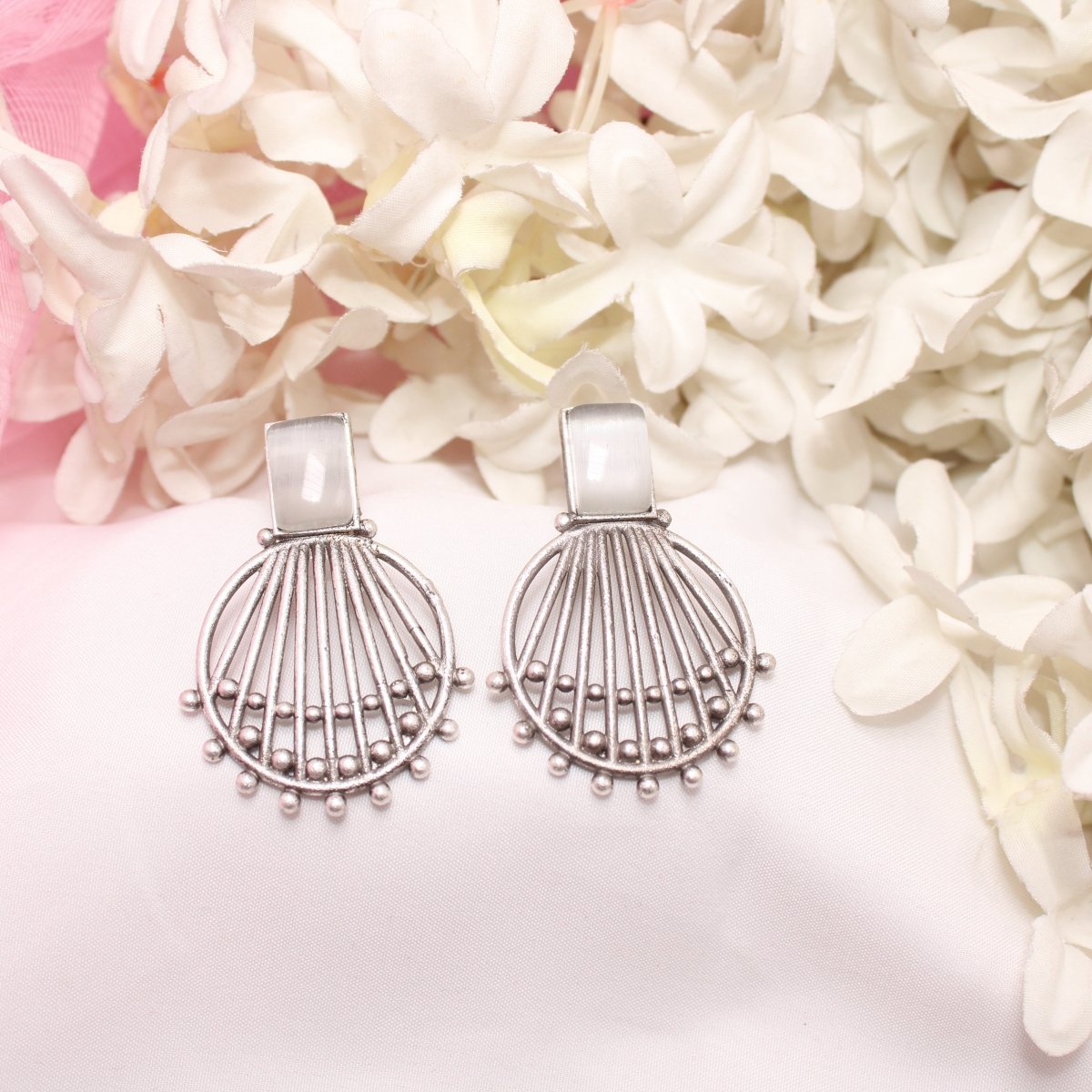 ZIVA MONALISA STONE EARRING-GREY