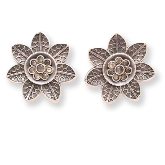 7 LEAVES FLOWER STUD - MAUVE